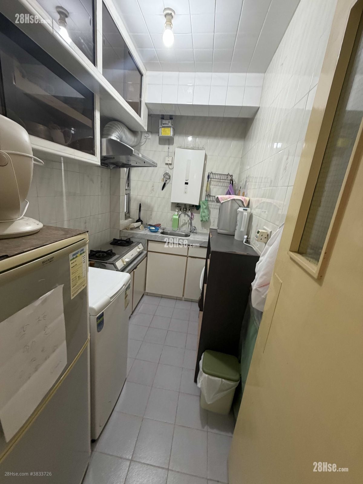 On Ning Garden Sell 3 Bedrooms 583 ft²