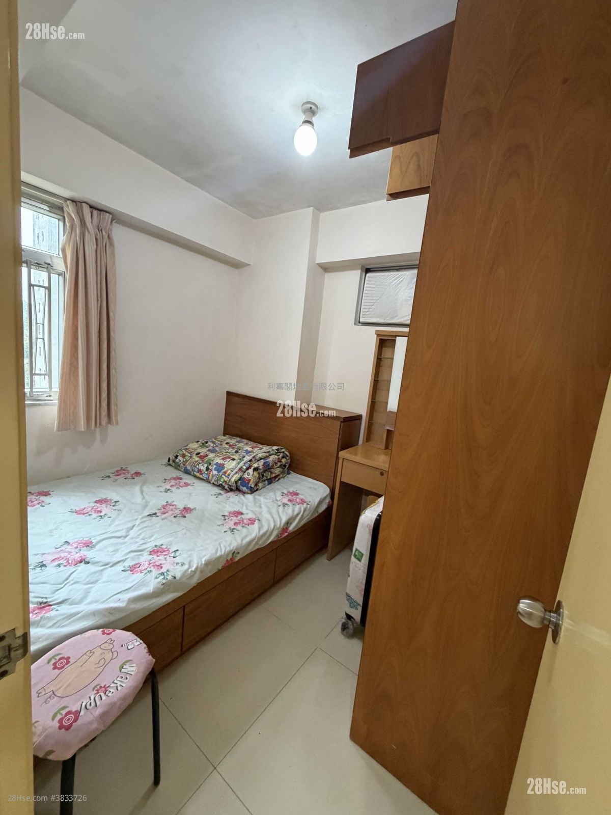 On Ning Garden Sell 3 Bedrooms 583 ft²