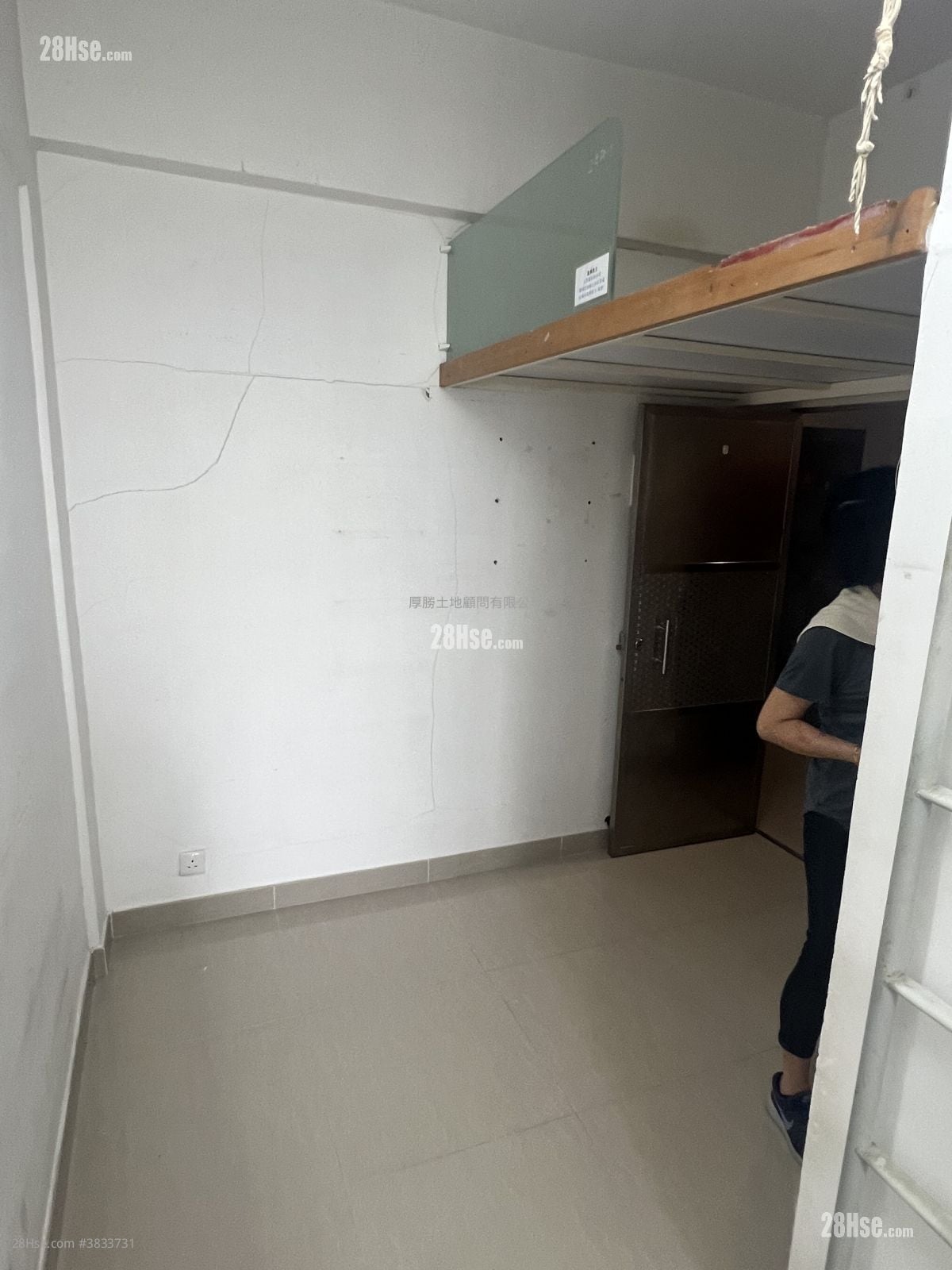 Chinese Mansion Rental Studio , 1 Bathroom 100 ft²