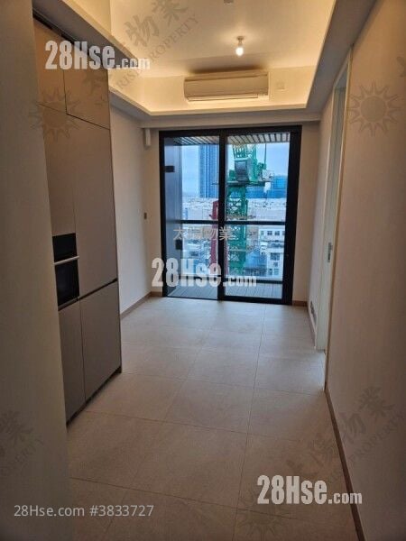 Baker Circle Euston Rental 2 Bedrooms 378 ft²