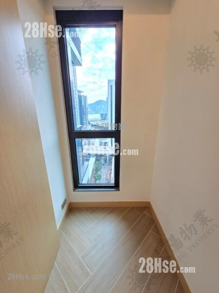 The Haddon Rental 2 Bedrooms 411 ft²