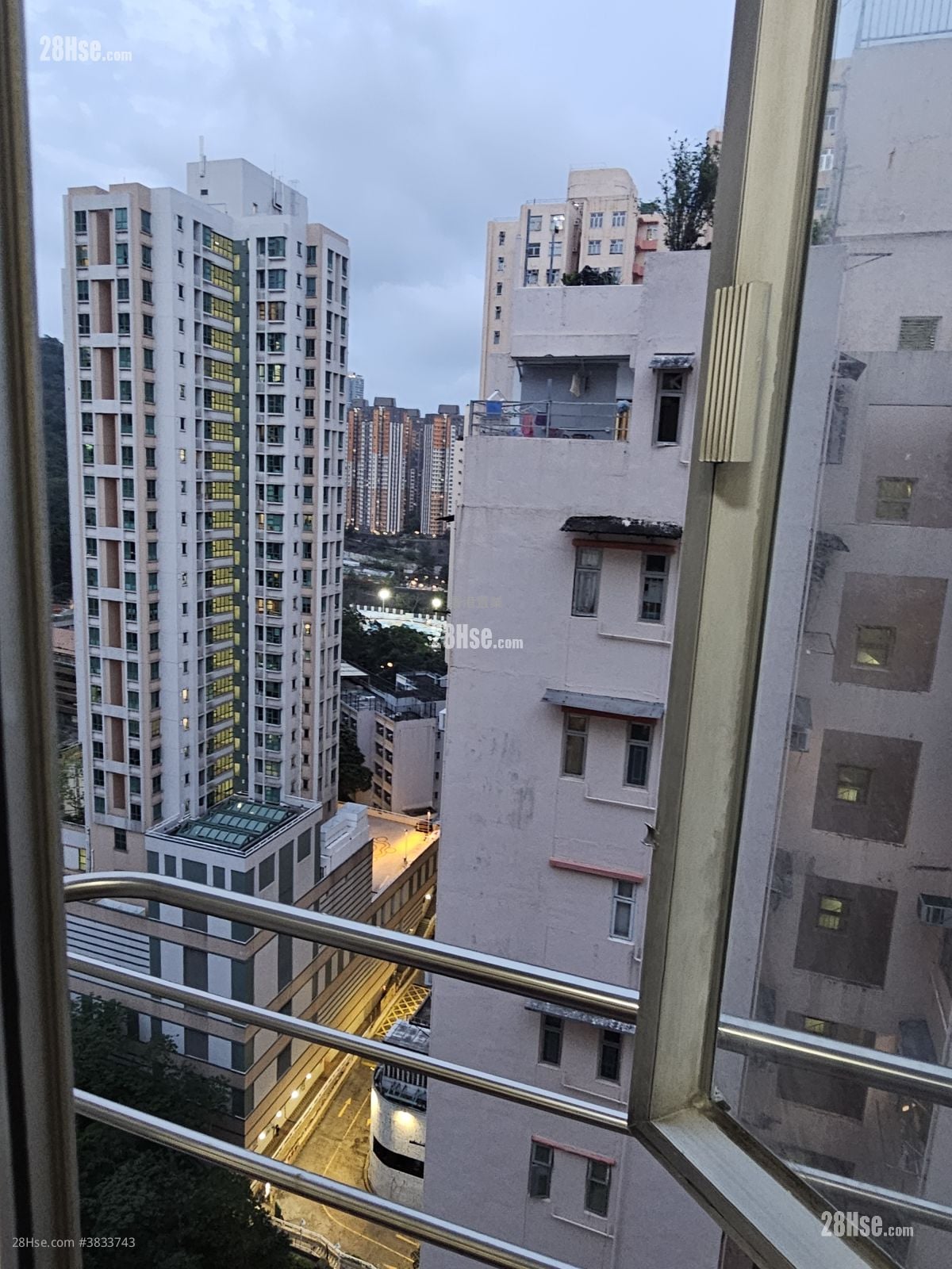 Wang Kwong Building Sell 1 Bathroom 386 ft²