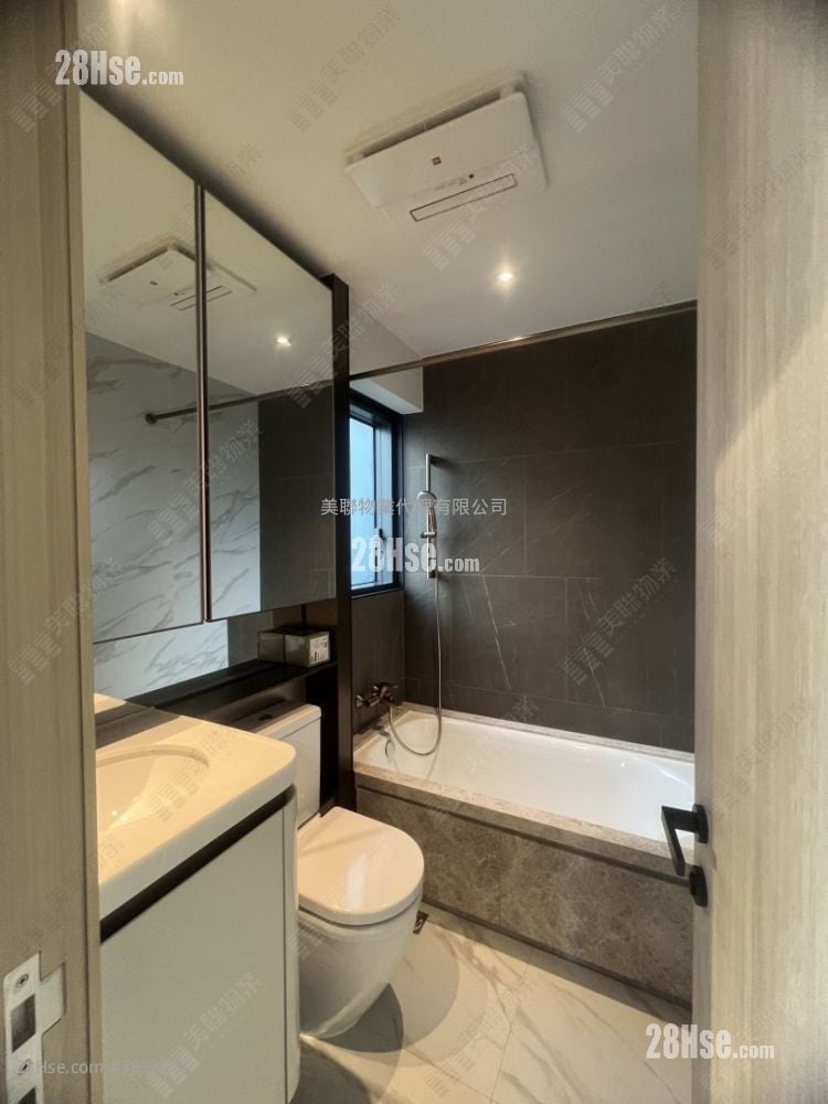 One Innovale Rental 672 ft²
