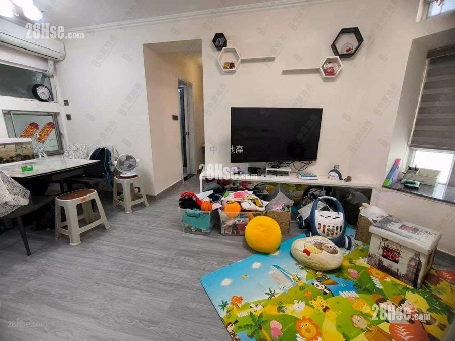 嘉湖山庄 售盘 3 房 , 1 浴室 549 平方尺