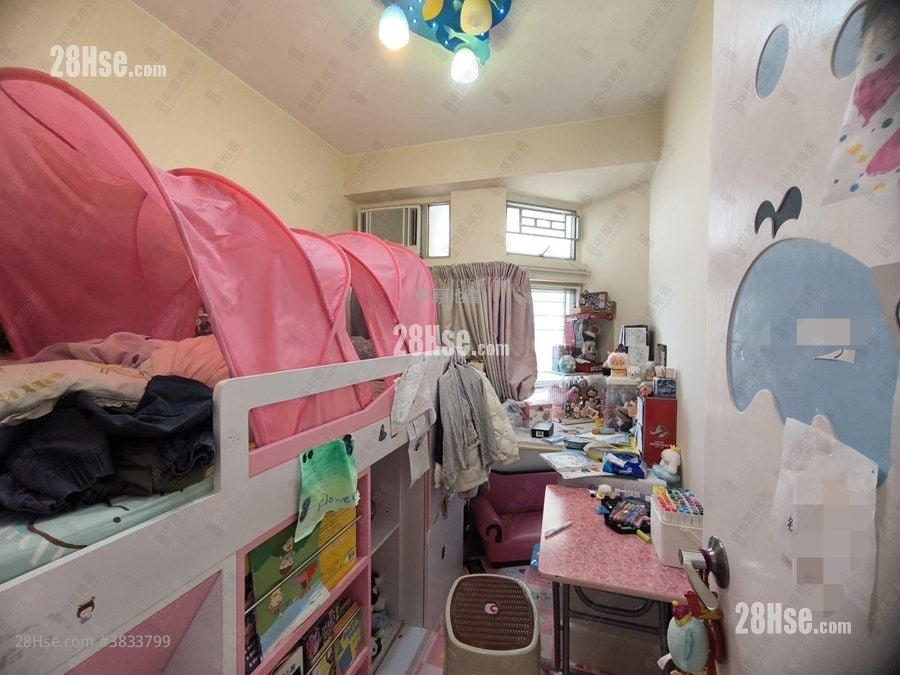 嘉湖山庄 售盘 3 房 , 1 浴室 549 平方尺