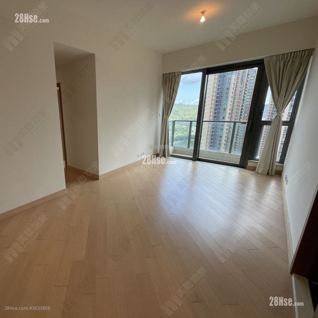 Grand Yoho Sell 3 Bedrooms , 1 Bathroom 786 ft²