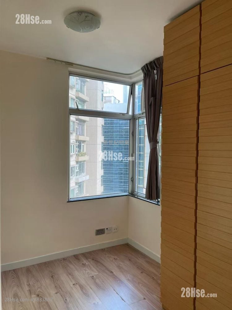 Harbour Heights Sell 2 Bedrooms , 1 Bathroom 628 ft²