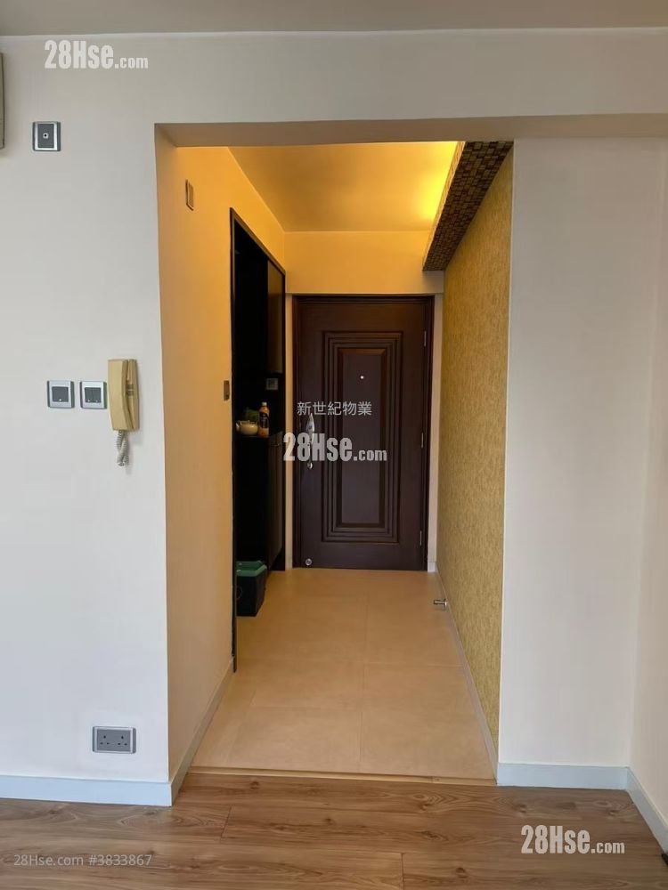 Harbour Heights Sell 2 Bedrooms , 1 Bathroom 628 ft²