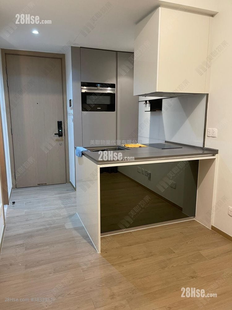 Lp6 Sell 1 Bedroom , 1 Bathroom 306 ft²