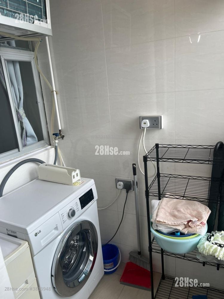 翠林邨 售盘 2 房 , 1 浴室 381 平方尺