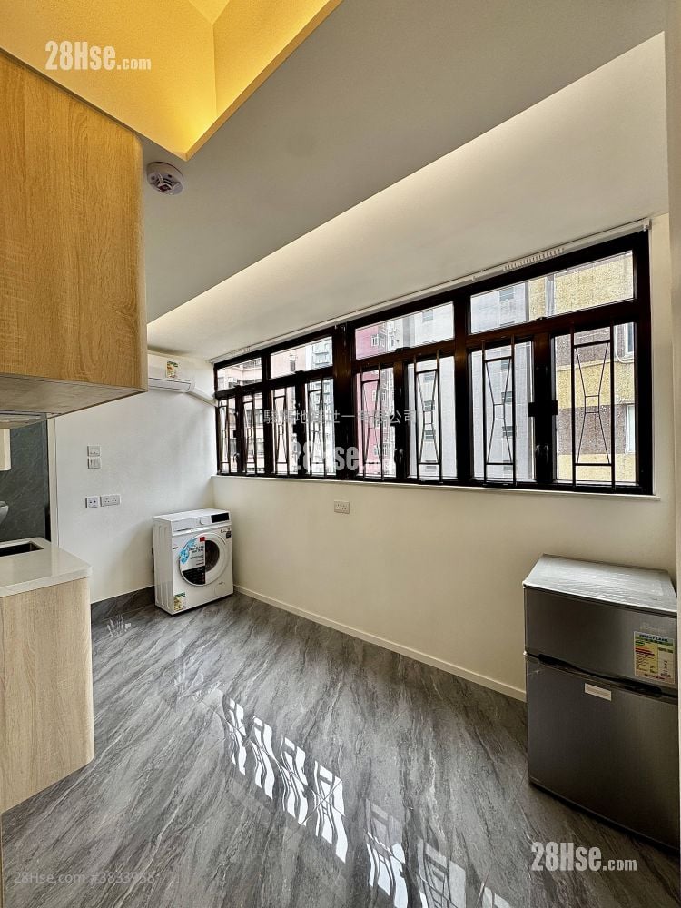 Yu Hing Building Rental Studio , 1 Bathroom 140 ft²