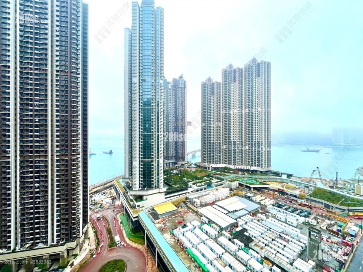 Montara Sell 2 Bedrooms 561 ft²
