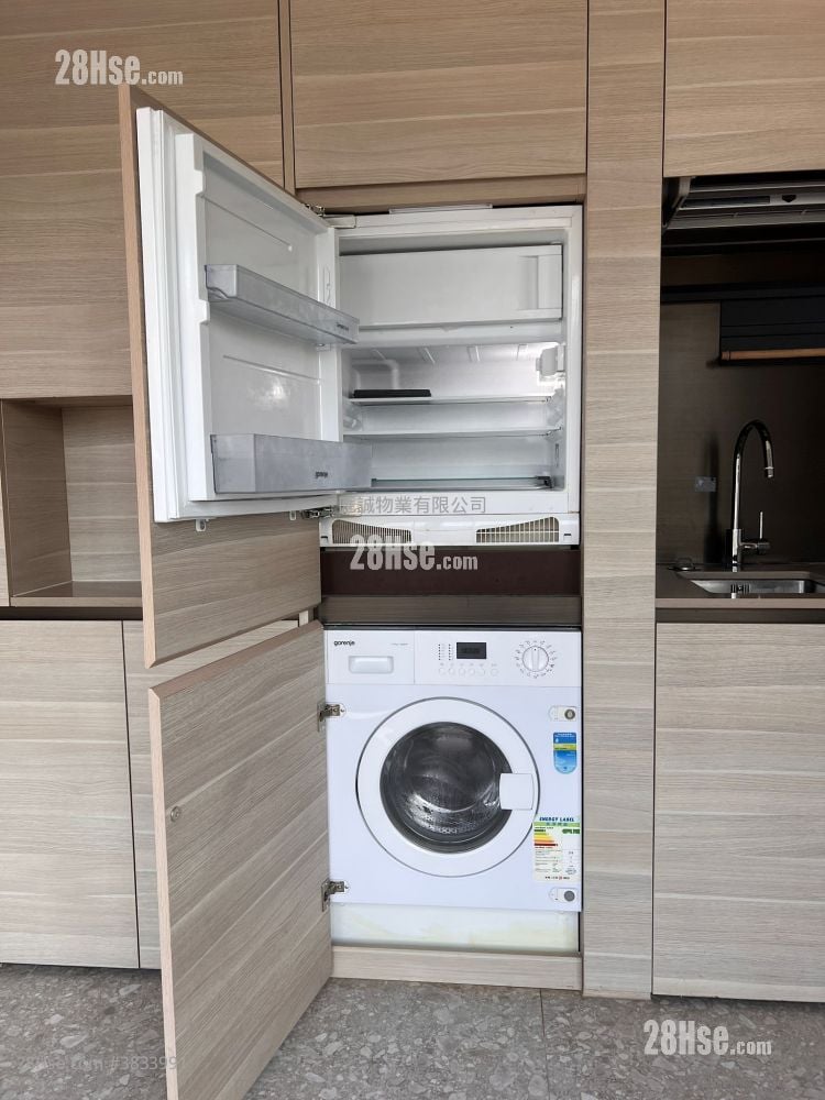 Grand Waterfront Sell 2 Bedrooms , 1 Bathroom 360 ft²