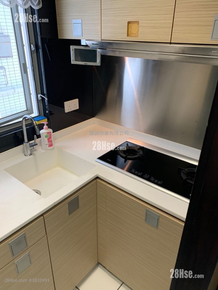 Grand Waterfront Sell 2 Bedrooms , 1 Bathroom 360 ft²
