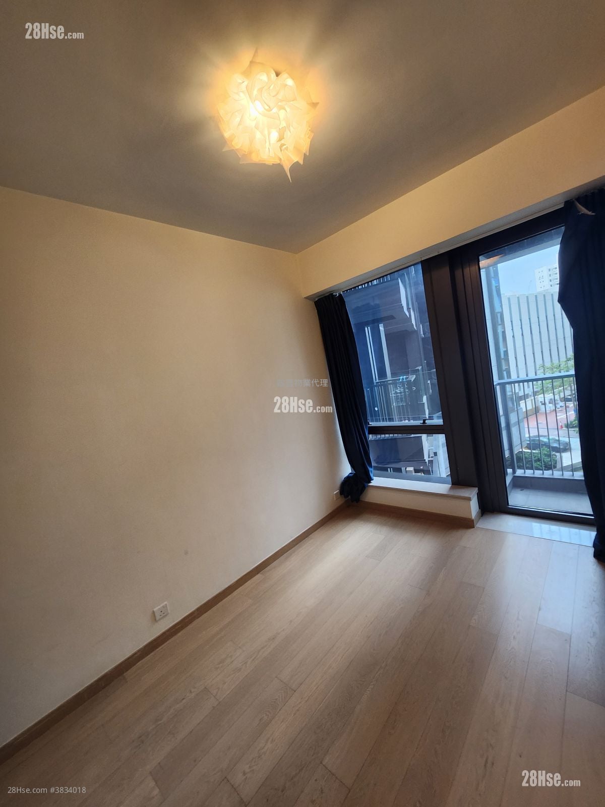 Mantin Heights Sell 2 Bedrooms , 1 Bathroom 595 ft²