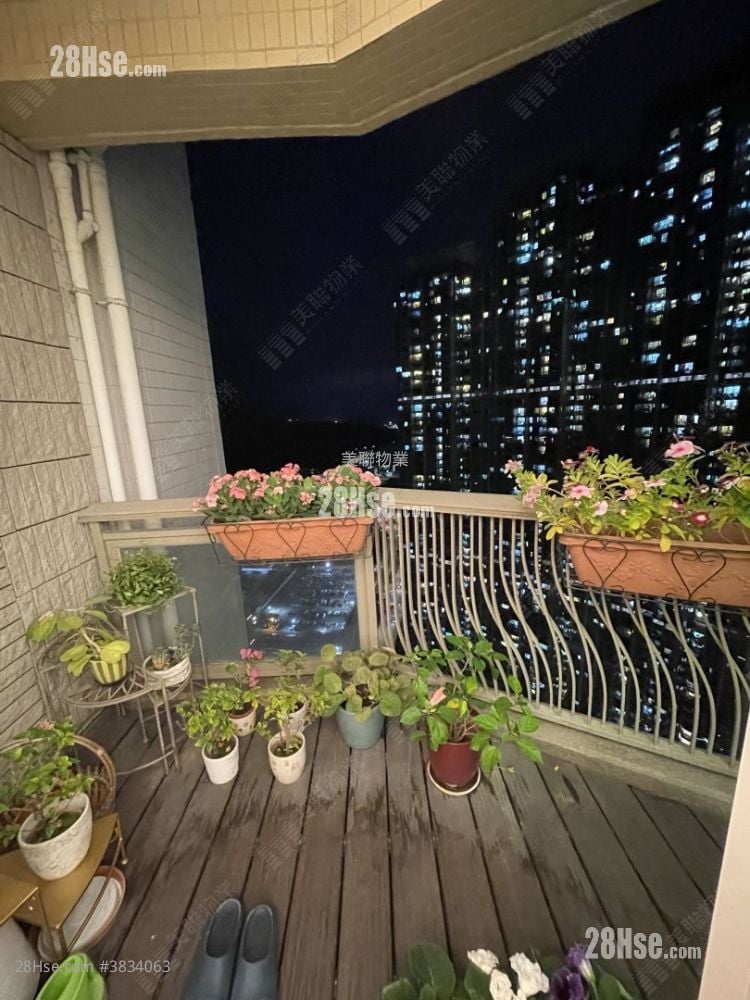 La Splendeur Of Le Prestige Sell 4 Bedrooms 1,005 ft²