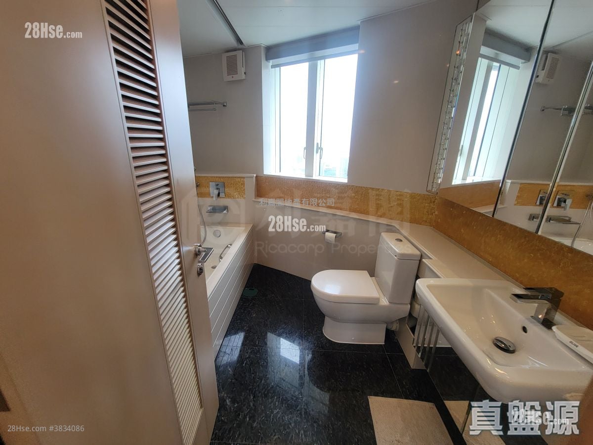 The Masterpiece Rental 3 Bedrooms , 2 Bathrooms 1,474 ft²