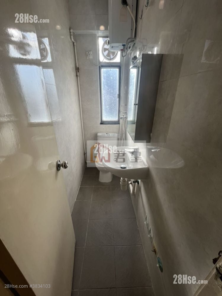 Siu Yip Building Rental 3 Bedrooms , 1 Bathroom 399 ft²