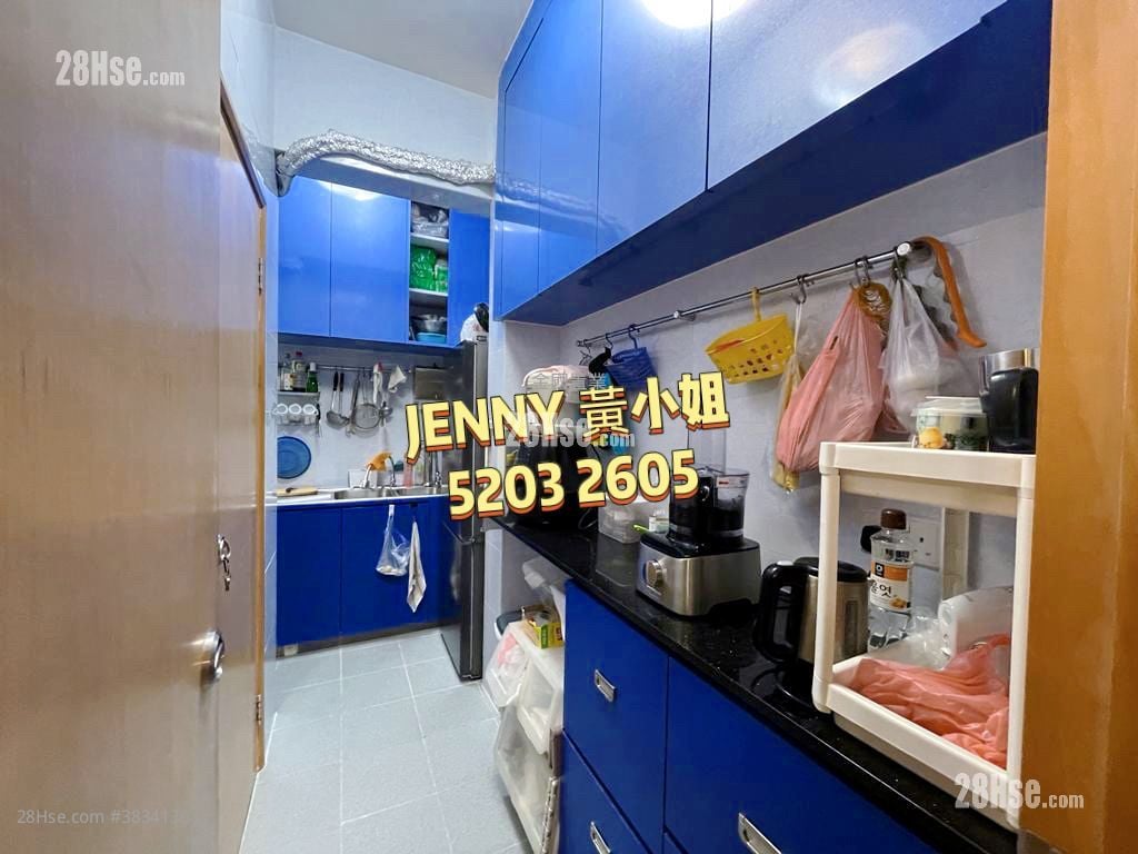 Yan On Building Sell 3 Bedrooms , 2 Bathrooms 771 ft²