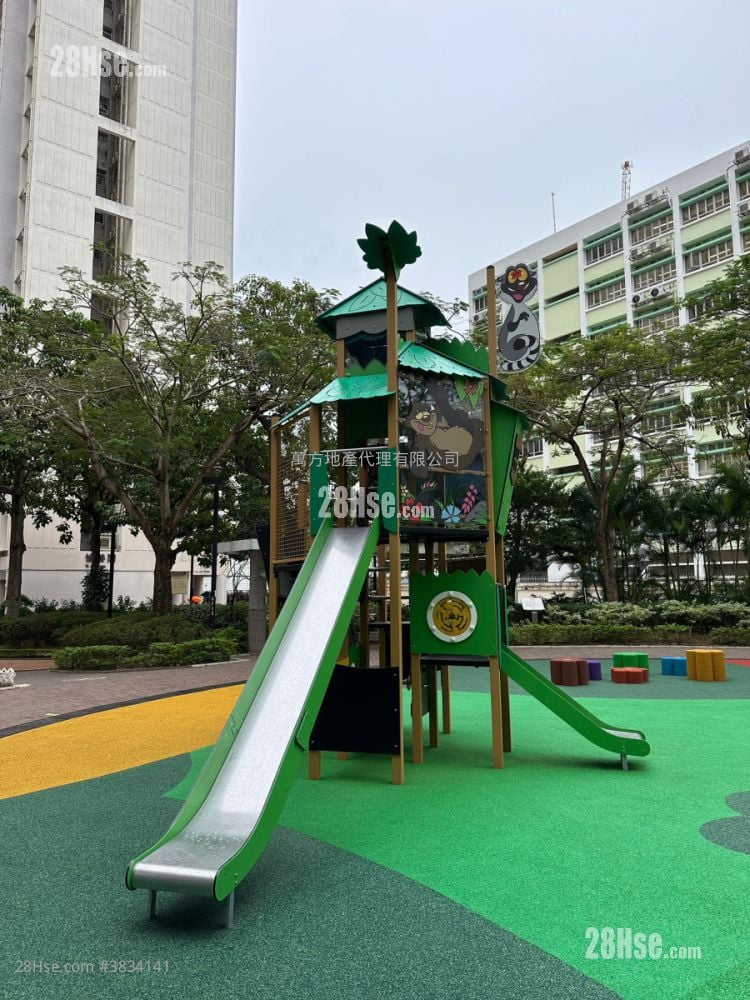愉翠苑 售盘 2 房 , 1 浴室 517 平方尺