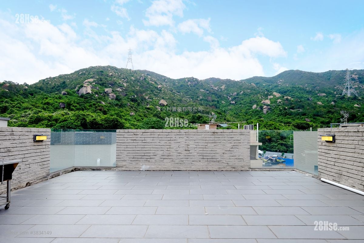 天台: 南朗 售盤 3 房 , 1 浴室 635 平方呎