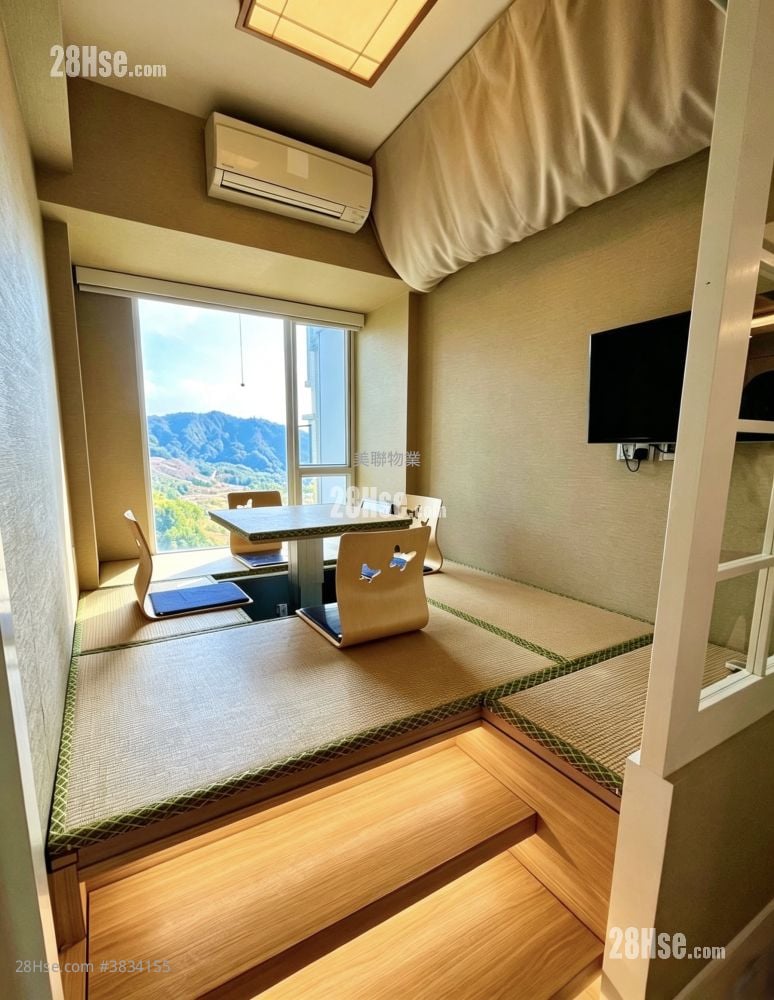 La Splendeur Of Le Prestige Sell 4 Bedrooms , 2 Bathrooms 1,002 ft²