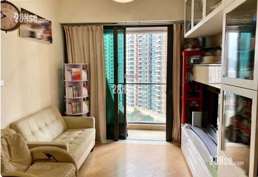 Yoho Midtown Sell 3 Bedrooms , 2 Bathrooms 693 ft²