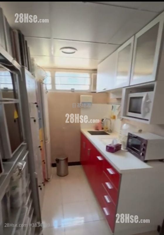 International Plaza Rental