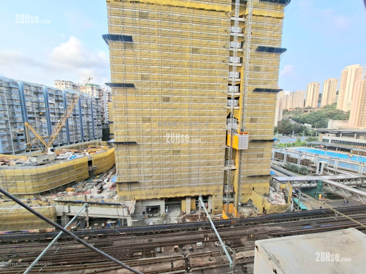 观塘工业中心 租盘 820 平方尺
