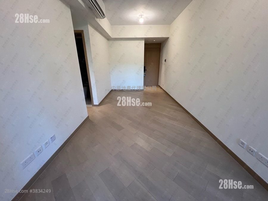 Grand Mayfair  Sell 3 Bedrooms , 2 Bathrooms 668 ft²