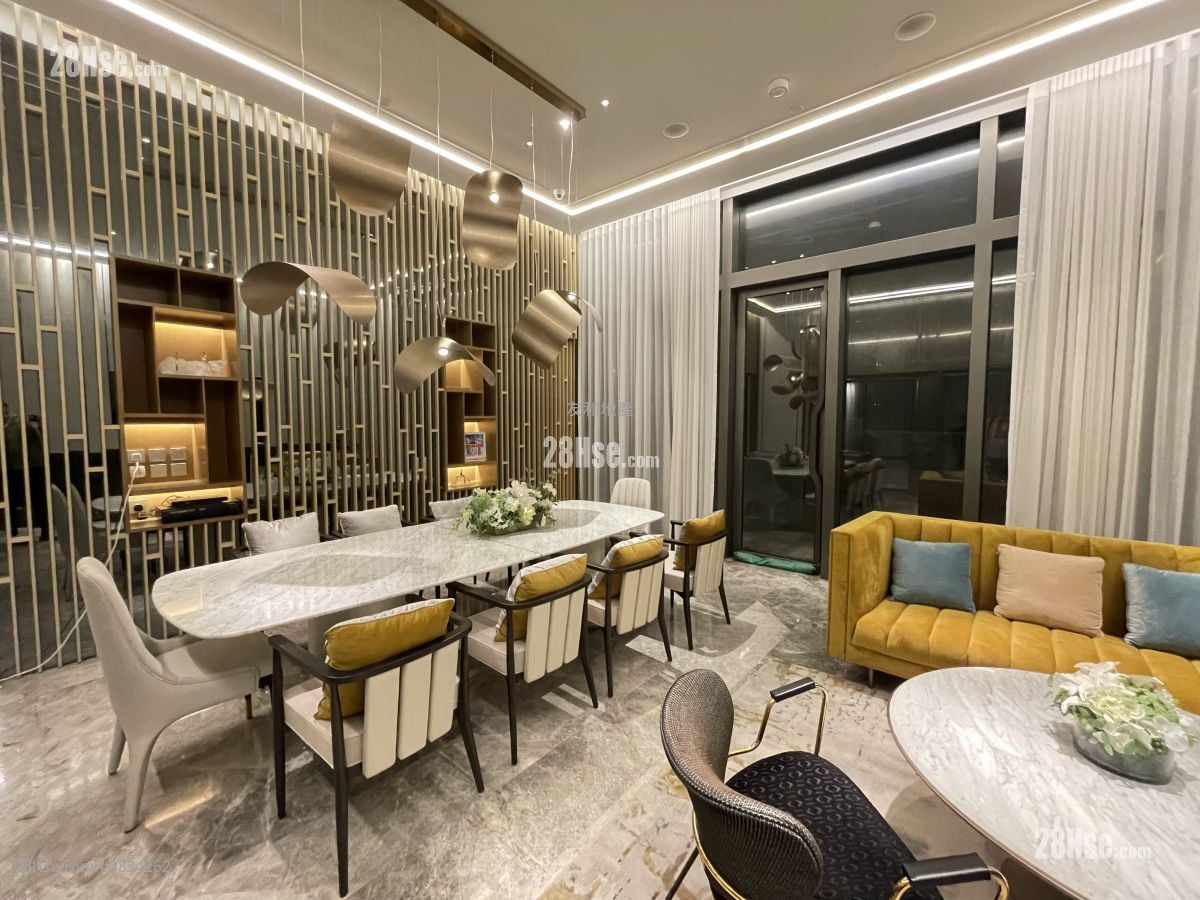 La Salle Residence Rental 2 Bedrooms , 1 Bathroom 402 ft²