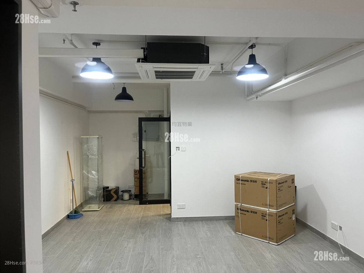 巧運工業大廈 租盤 1 廁所