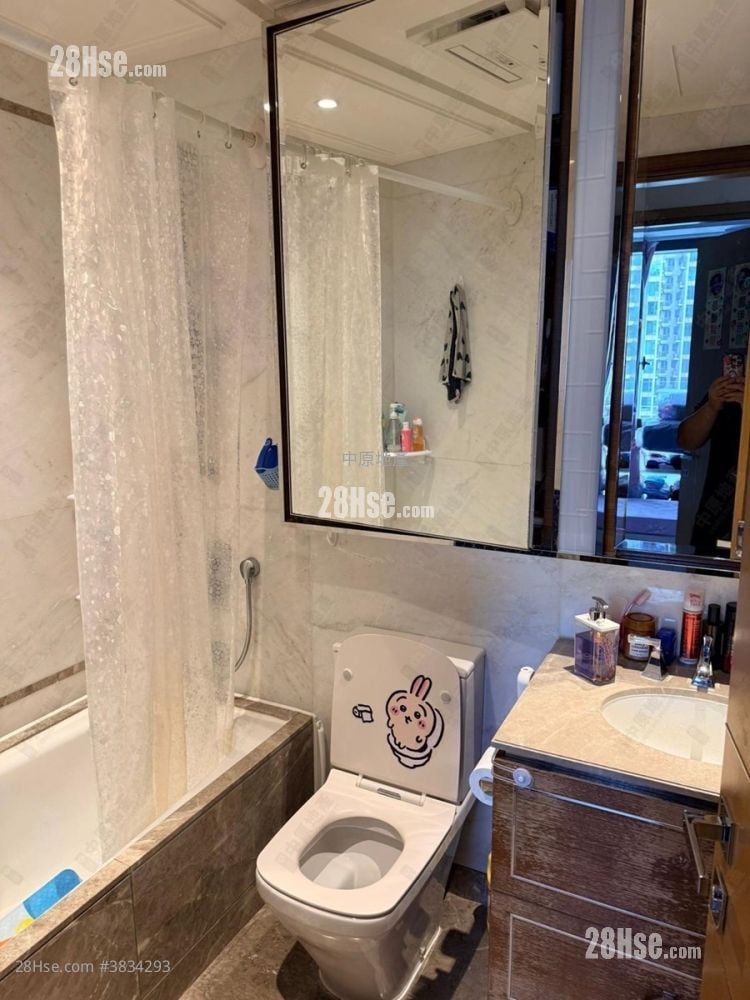 One Homantin Sell 2 Bedrooms , 1 Bathroom 509 ft²