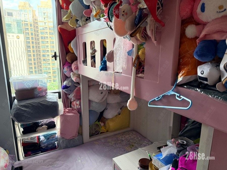 One Homantin Sell 2 Bedrooms , 1 Bathroom 509 ft²