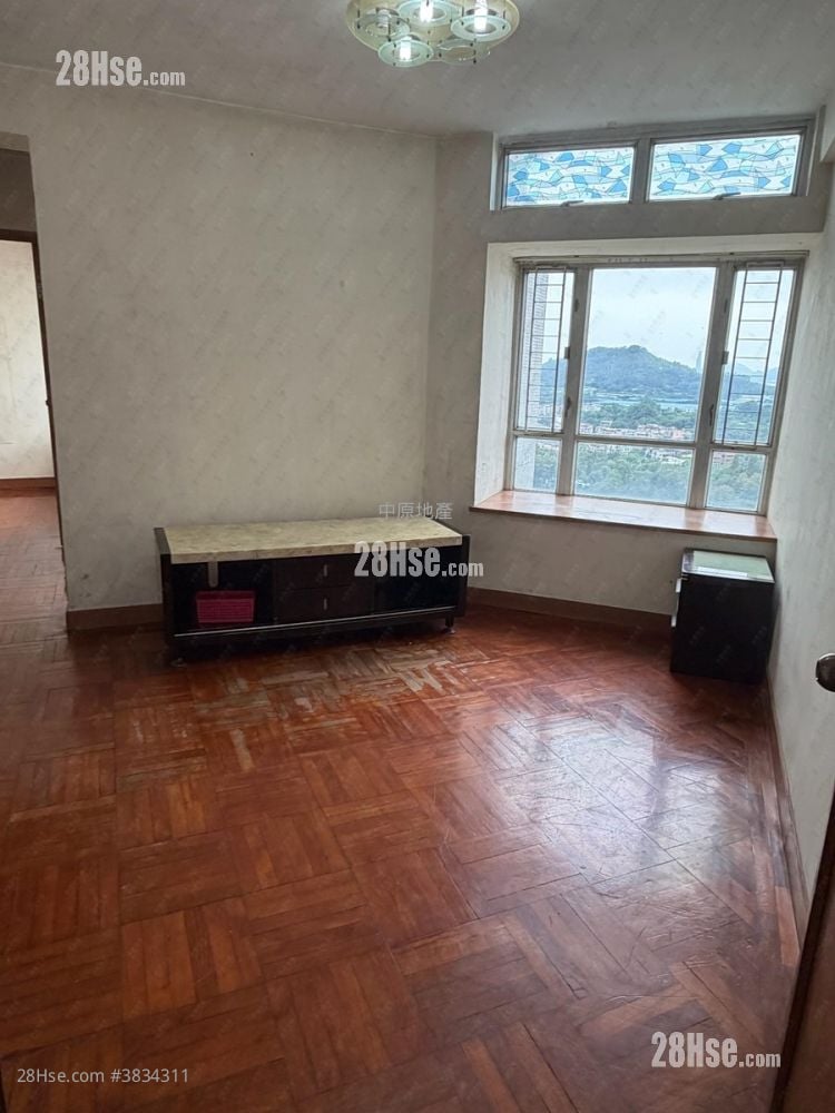 Kingswood Villas Sell 2 Bedrooms , 1 Bathroom 449 ft²