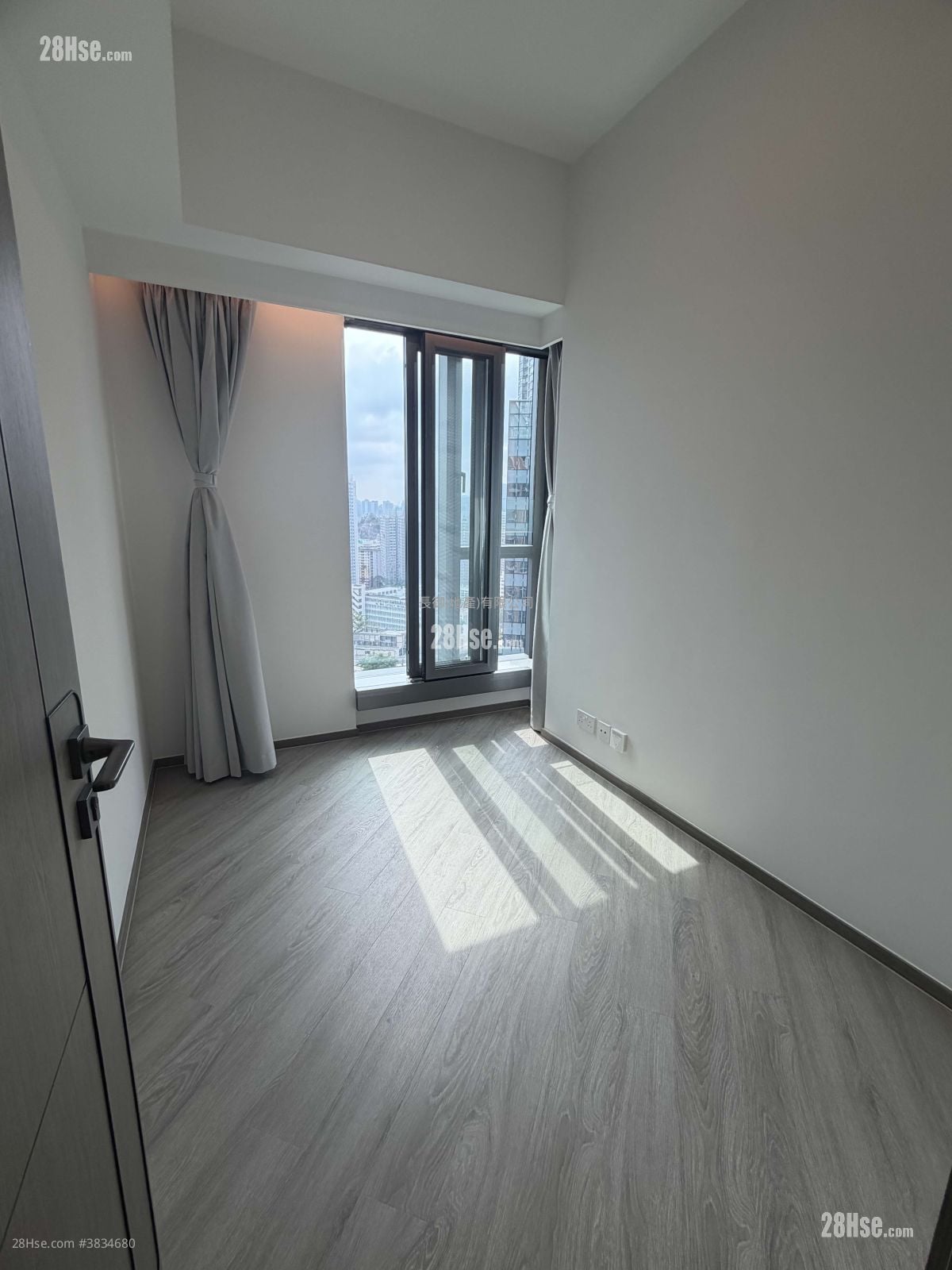 Cullinan Sky Rental 3 Bedrooms 787 ft²