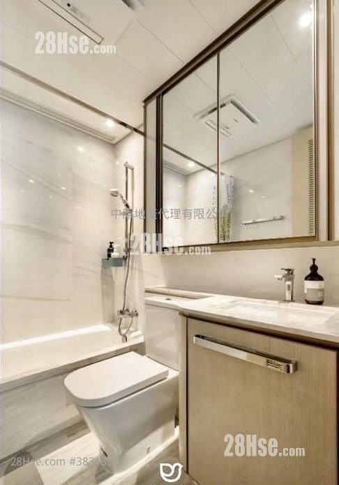 Marini Sell 1 Bedroom 370 ft²