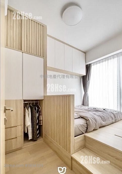 Marini Sell 1 Bedroom 370 ft²