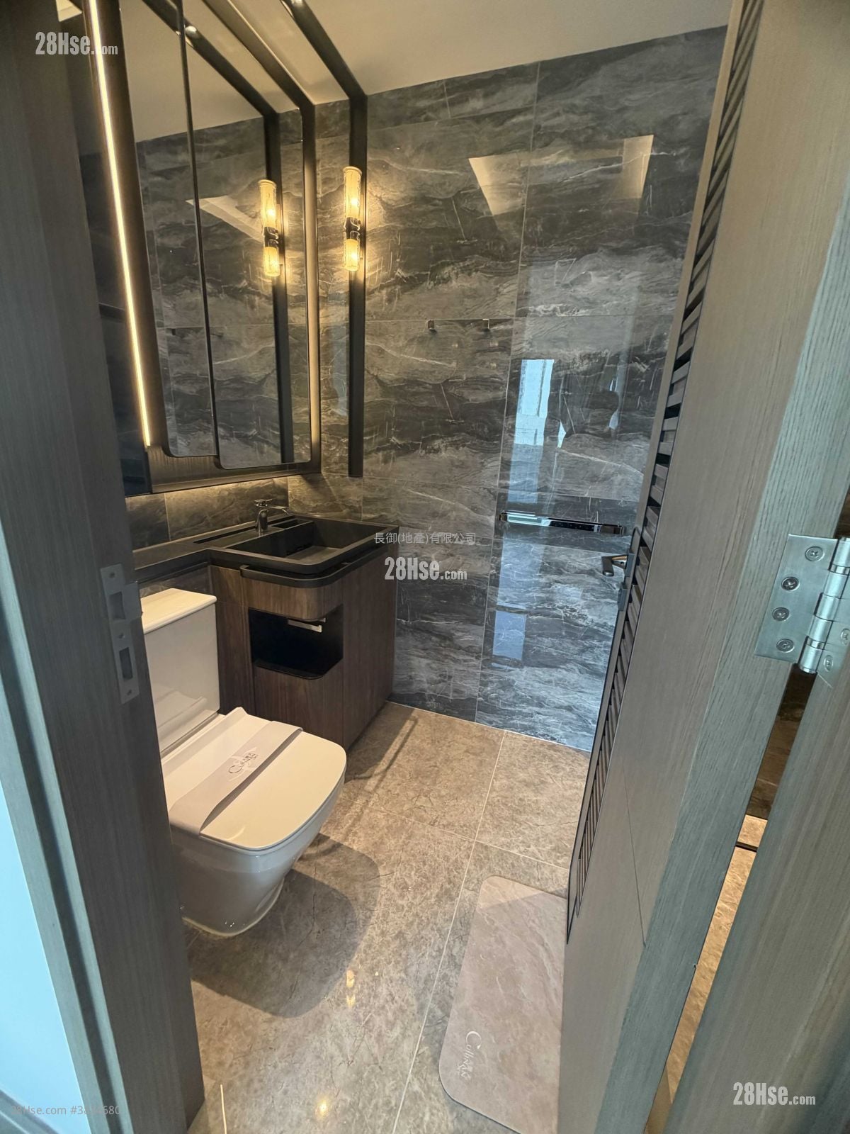 Cullinan Sky Rental 3 Bedrooms 787 ft²