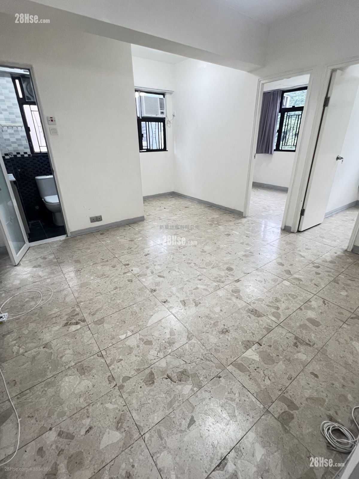 Tak Lee Building Rental 2 Bedrooms , 1 Bathroom 423 ft²