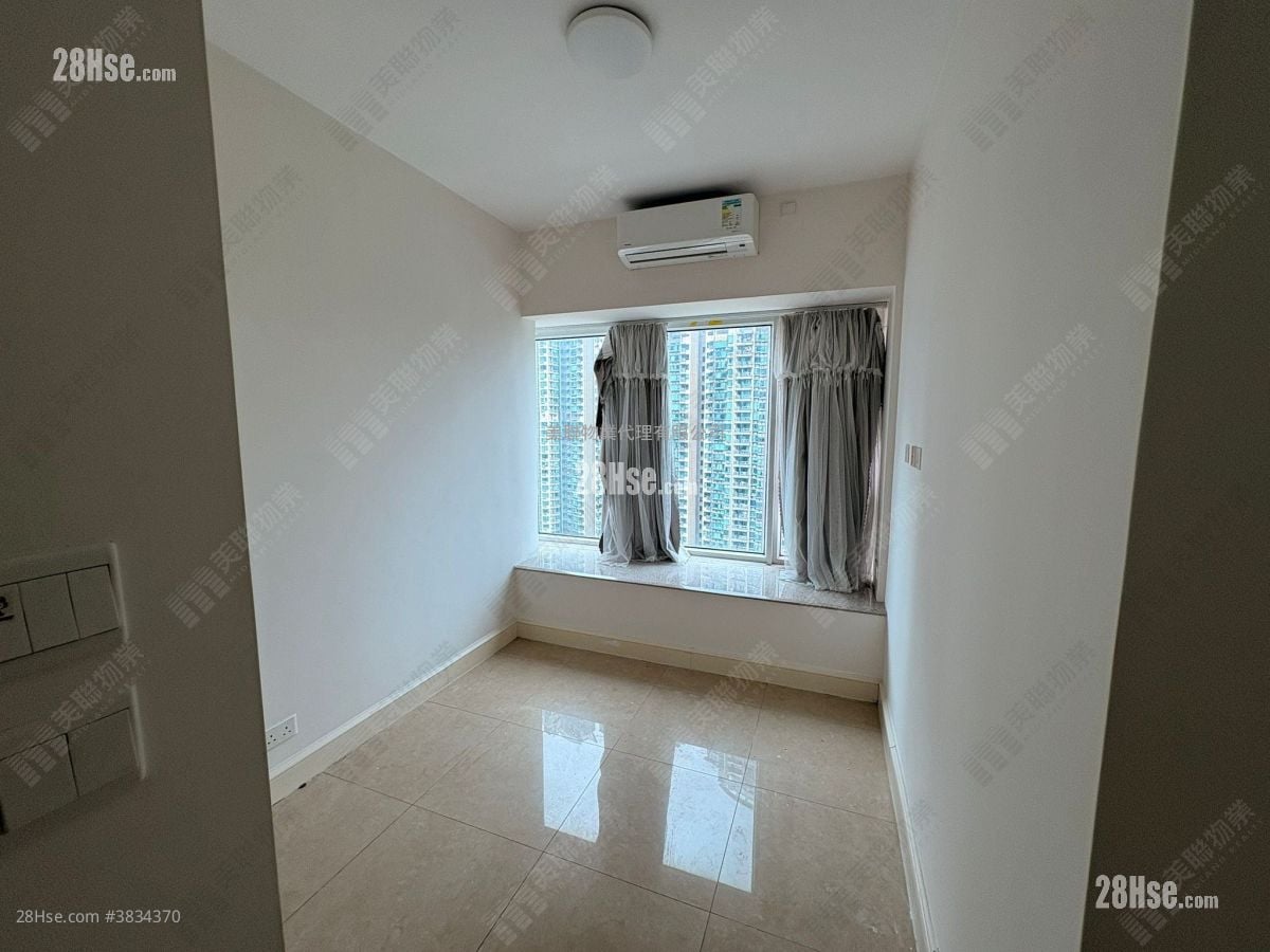 The Capitol Rental 4 Bedrooms , 2 Bathrooms 840 ft²