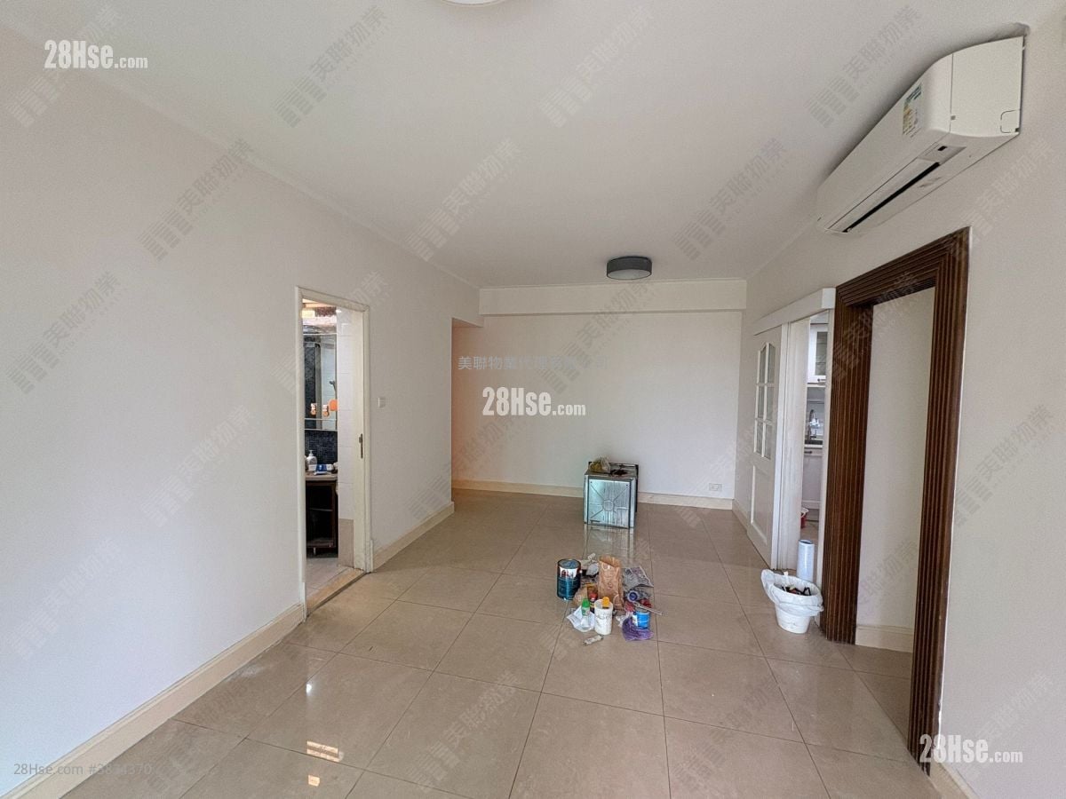 The Capitol Rental 4 Bedrooms , 2 Bathrooms 840 ft²