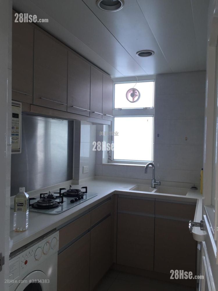 Central Park Towers Sell 2 Bedrooms 502 ft²