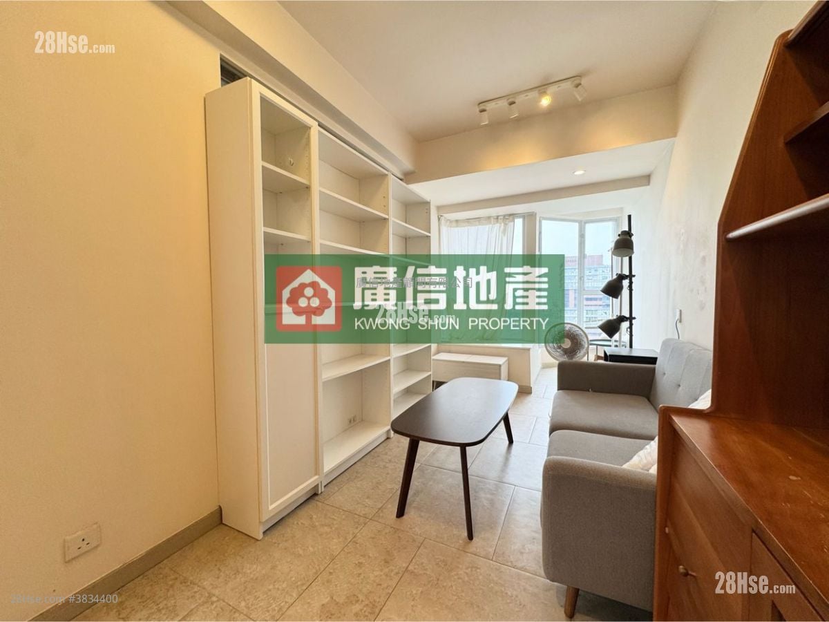 Cheong Fat Mansion Sell 1 Bedroom , 1 Bathroom 324 ft²