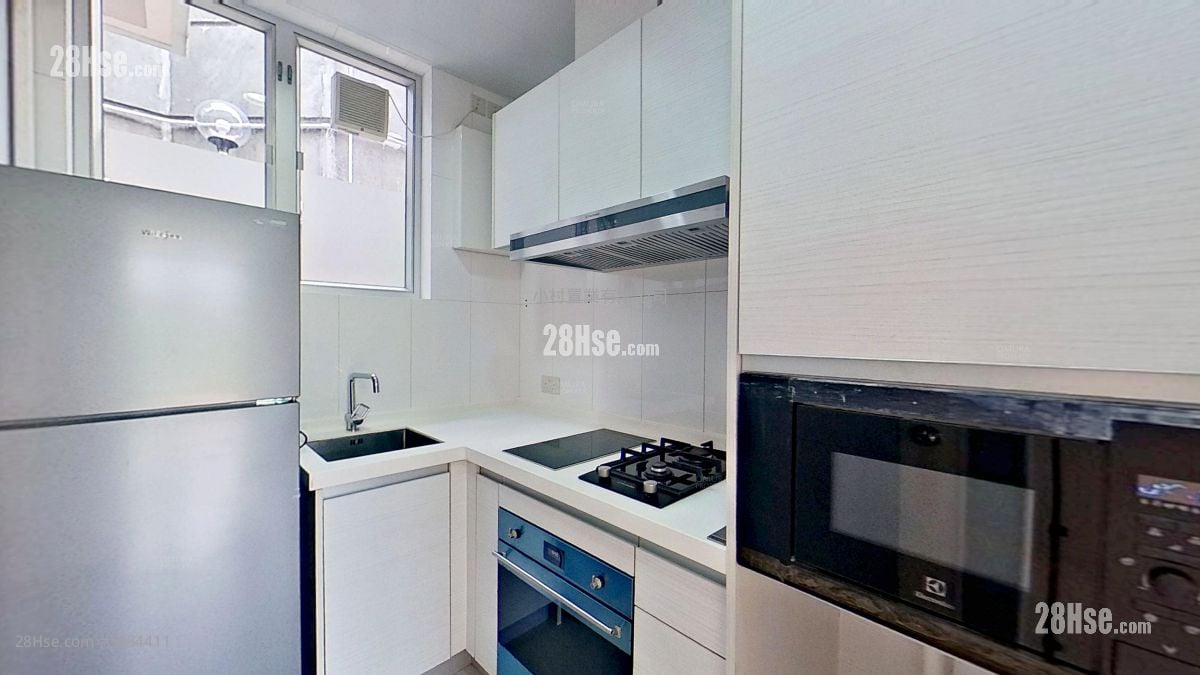 kitchen: Cape Road 30 Rental 2 Bedrooms , 1 Bathroom 775 ft²