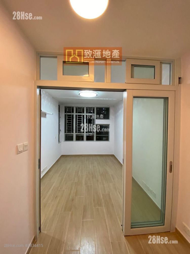 Sheung Man Court Sell 1 Bedroom 295 ft²