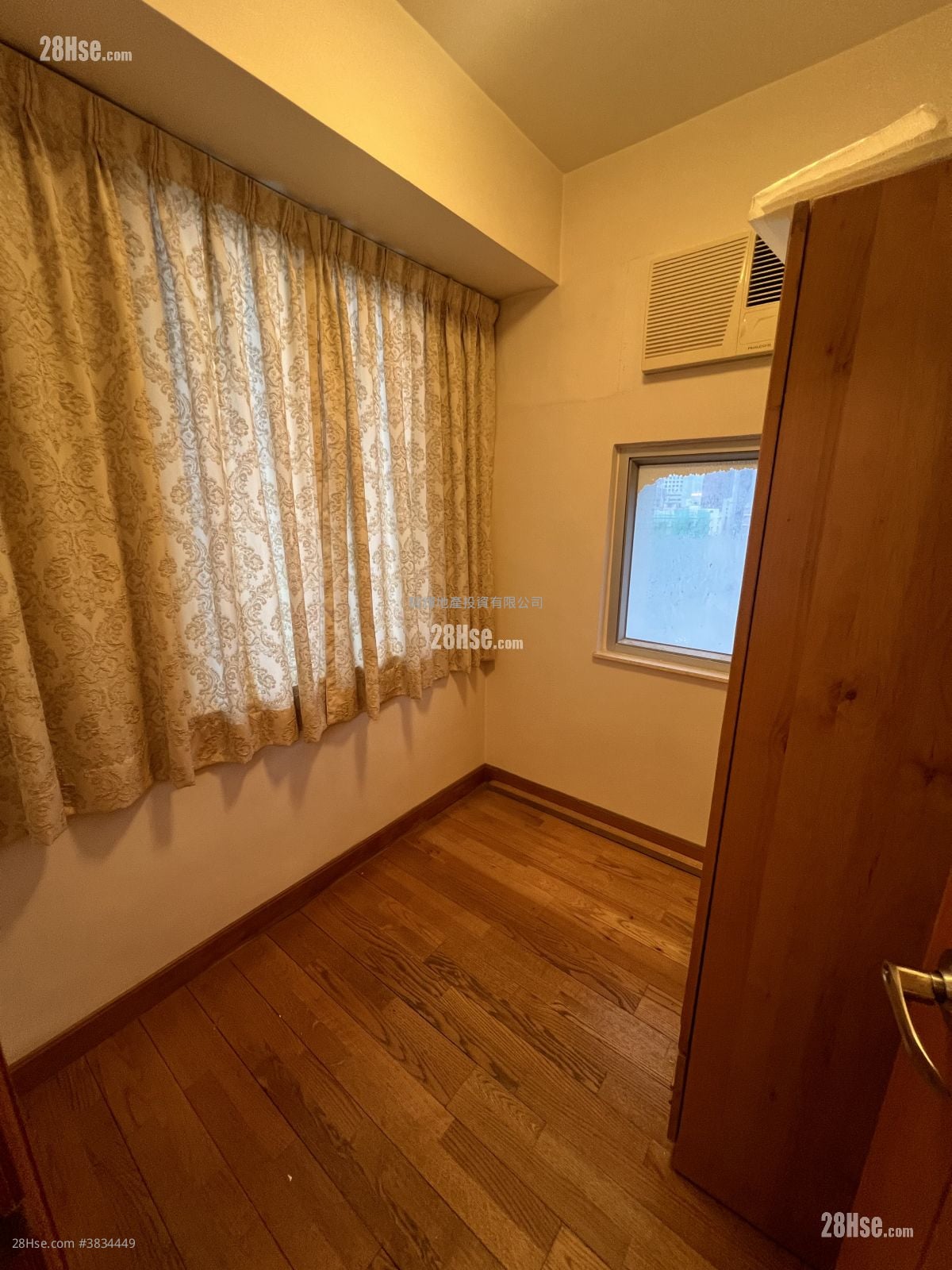 Bo Lun Building Rental 2 Bedrooms , 1 Bathroom 308 ft²