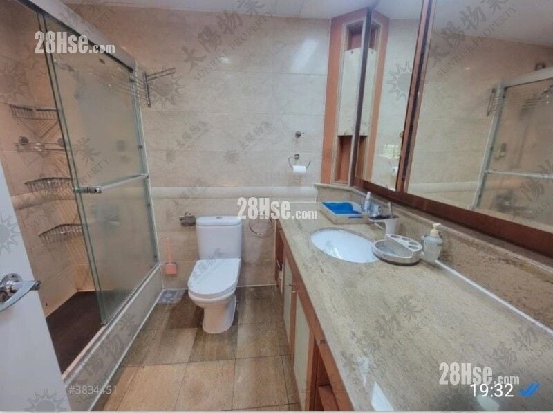 Royal Peninsula Sell 4 Bedrooms 968 ft²