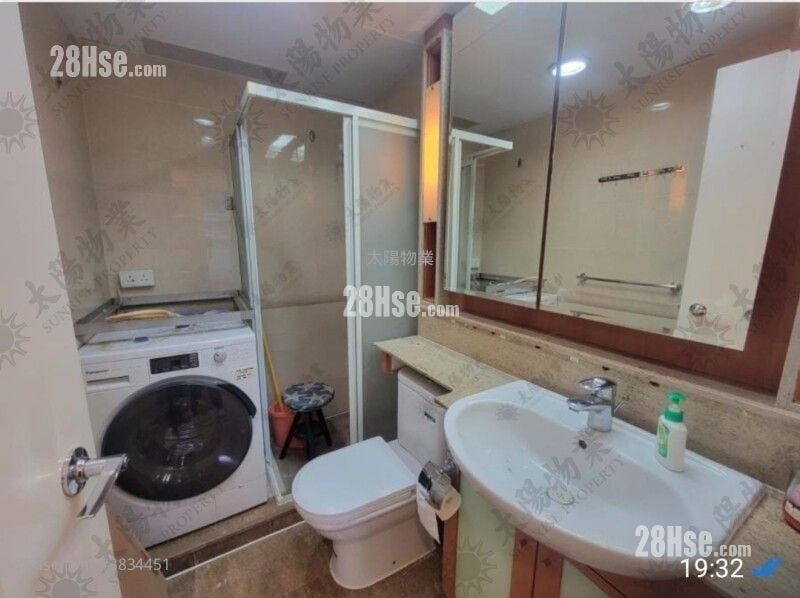 Royal Peninsula Sell 4 Bedrooms 968 ft²