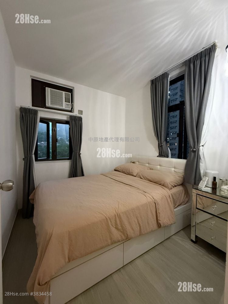 Luk Yeung Sun Chuen Sell 2 Bedrooms , 1 Bathroom 451 ft²